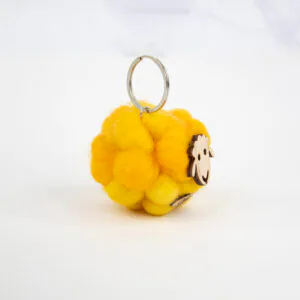 llavero amarillo