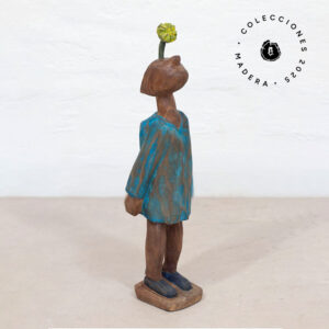 Escultura Hombre con flor