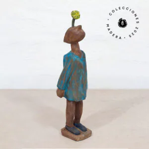 Escultura Hombre con flor