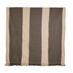 Alfombra telar XL crudo y café 281 x 238 cm.