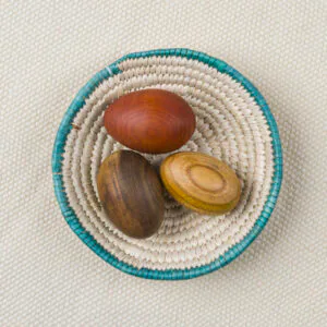huevo de madera