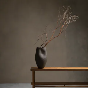 florero-vasija-irregular-don-elias-NC26-2.webp